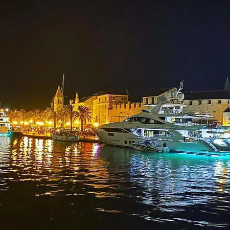 Apartman Capo - Old Town - Parking