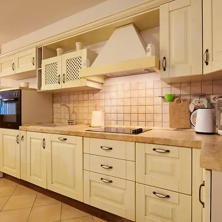 Capo - Old Town - Parking *