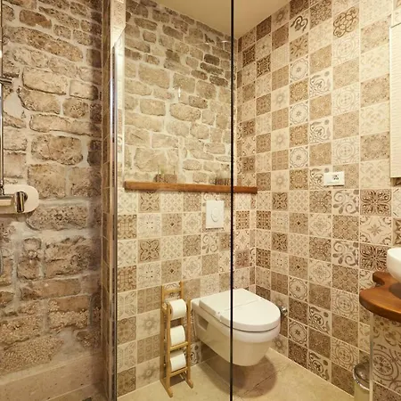 Capo - Old Town - Parking