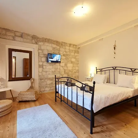 Capo - Old Town - Parking Apartment *
