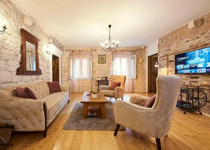 Capo - Old Town - Parking *